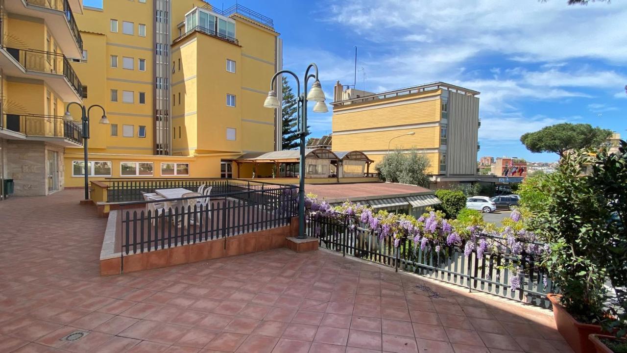 רומא Hotel Casa Tra Noi מראה חיצוני תמונה