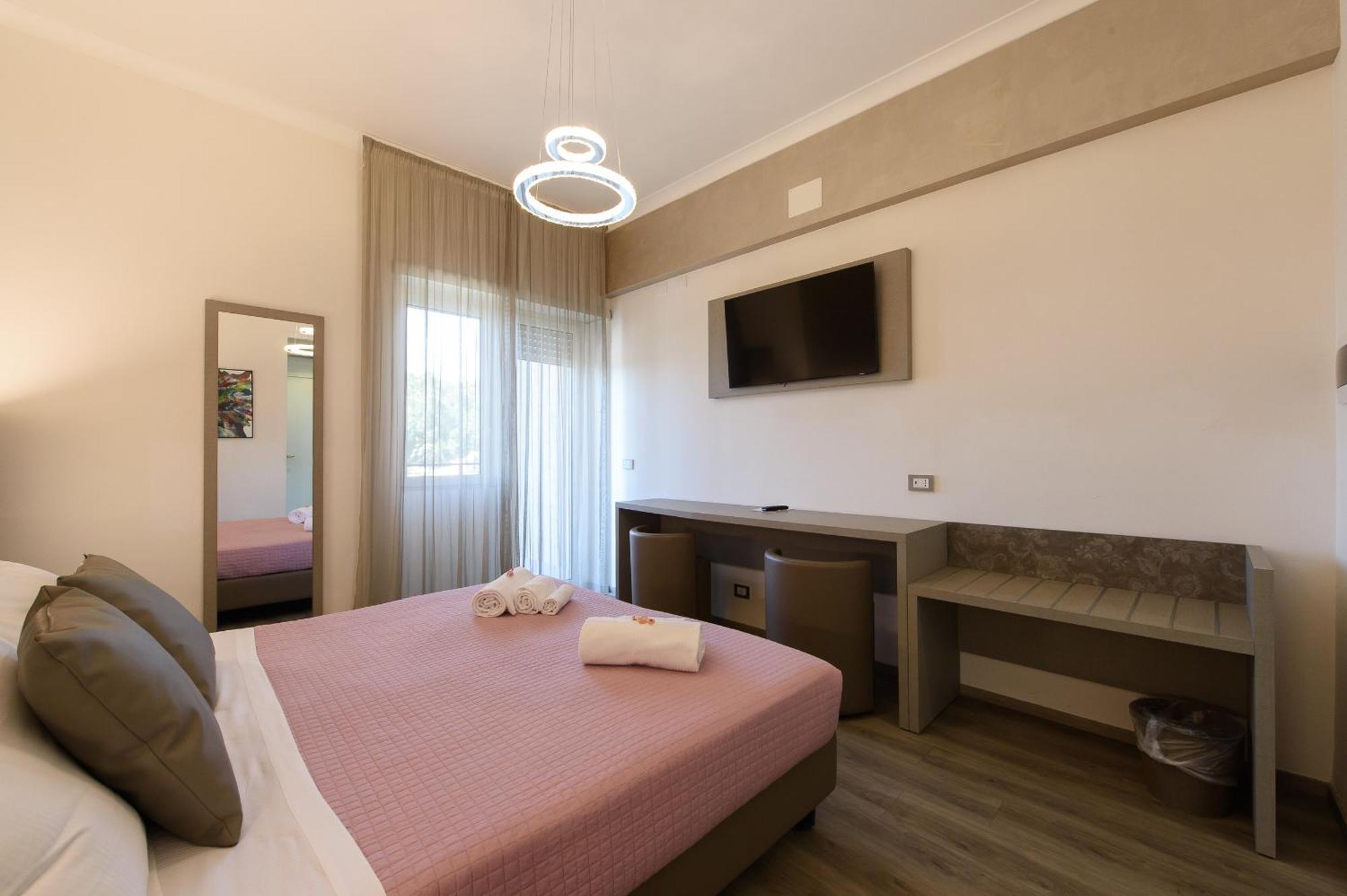 רומא Hotel Casa Tra Noi מראה חיצוני תמונה