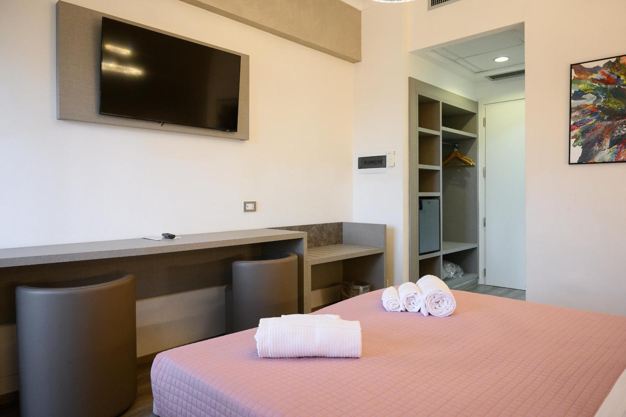 רומא Hotel Casa Tra Noi מראה חיצוני תמונה