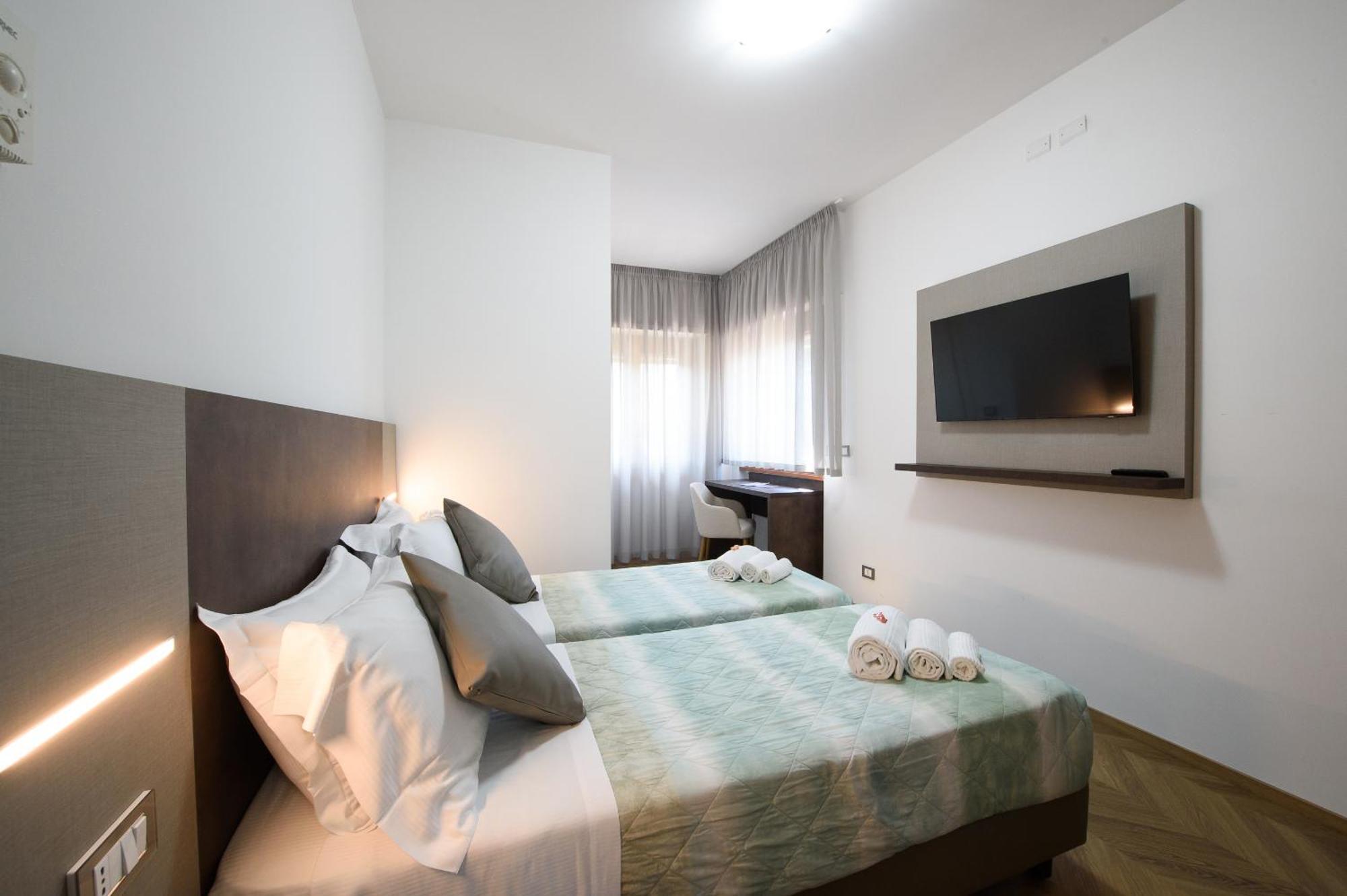 רומא Hotel Casa Tra Noi מראה חיצוני תמונה