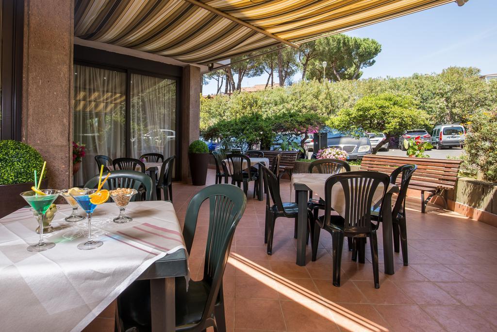 רומא Hotel Casa Tra Noi מראה חיצוני תמונה